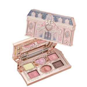Палетка тіней 02 Strawberry Milk від Flower knows з колекції The Sweetie Bear