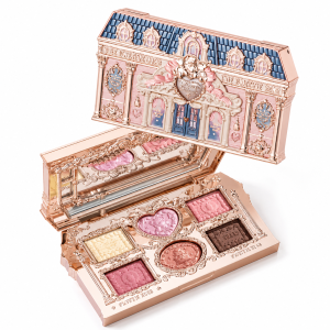Палетка тіней 02 Strawberry Milk від Flower knows з колекції The Sweetie Bear