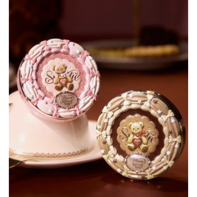 Палетка консилеров 01 Strawberry Chocolate от Flower Knows из коллекции The Sweetie Bear