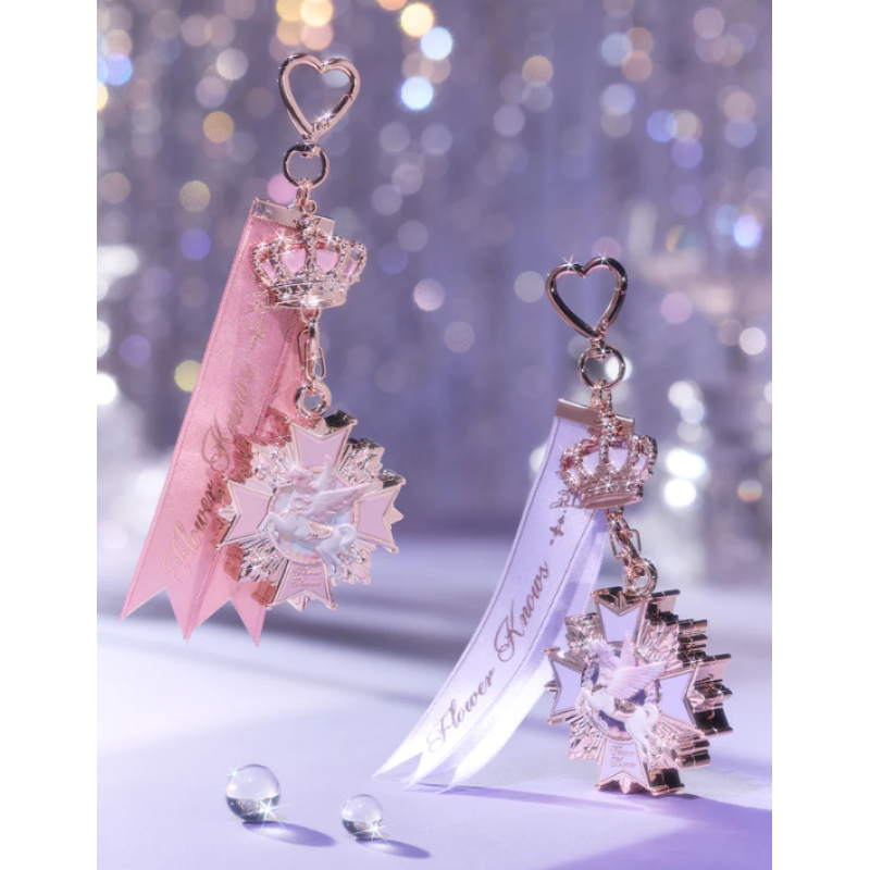 Міні-палетка брелок від Flower knows з колекції Knight Unicorn (02 Dreamy Lilac)